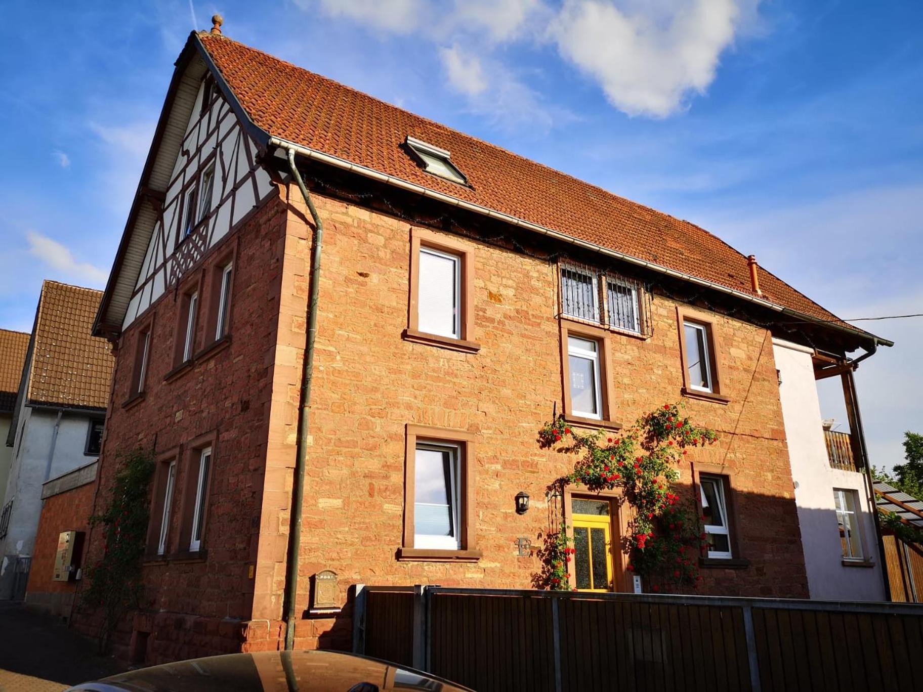 Gemuetliches Sandsteinhaus Buergstadt Phòng bức ảnh